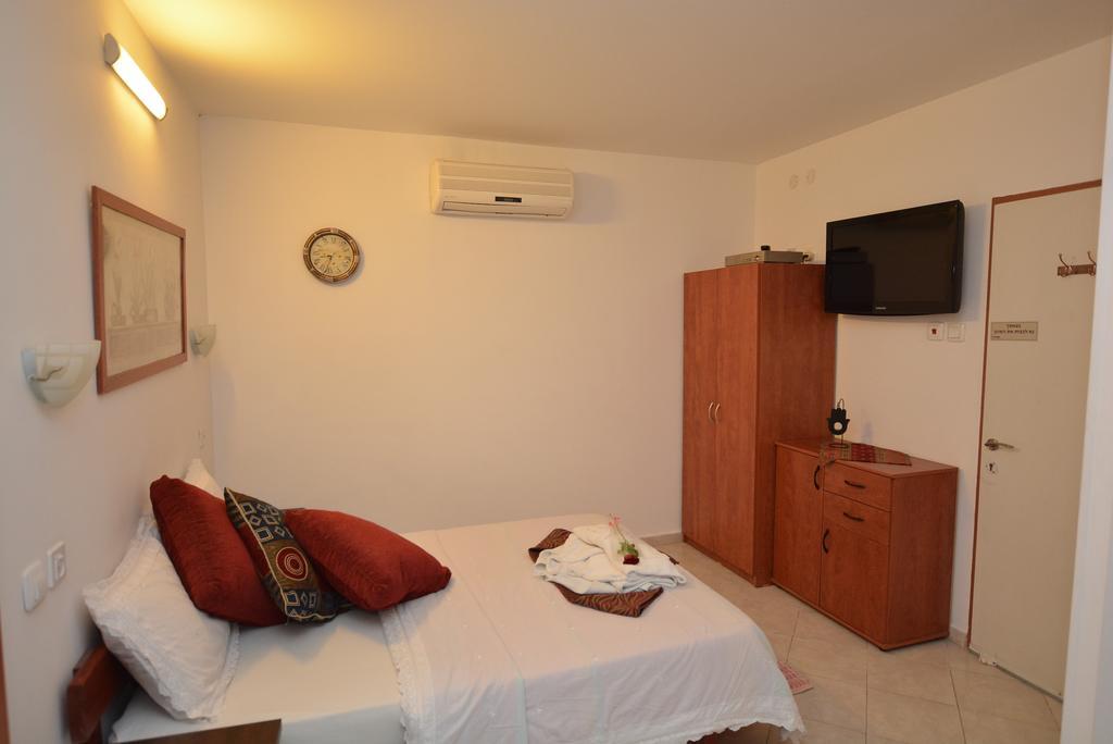 Hotel Mali Country Hospitality Eilat Esterno foto